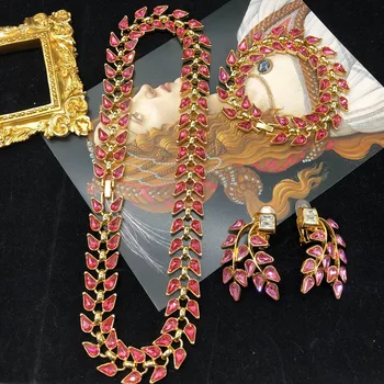 Средневековый французский романтический розовый драгоценный камень придает изящный темперамент ожерелью, браслету, серьгам-клипсам